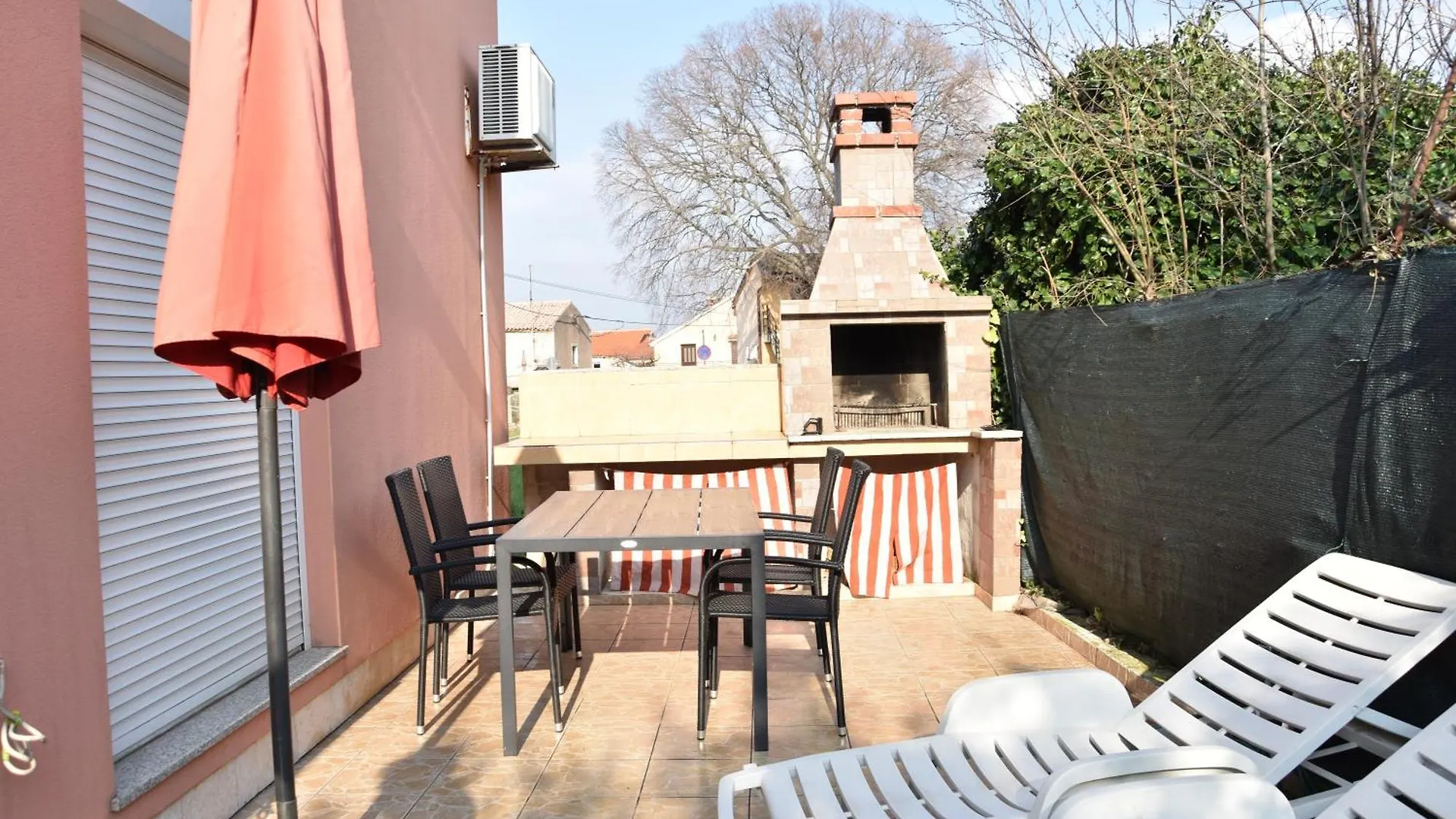 Ferienhaus Family House Branka With Spa Pool Peroj Kroatien