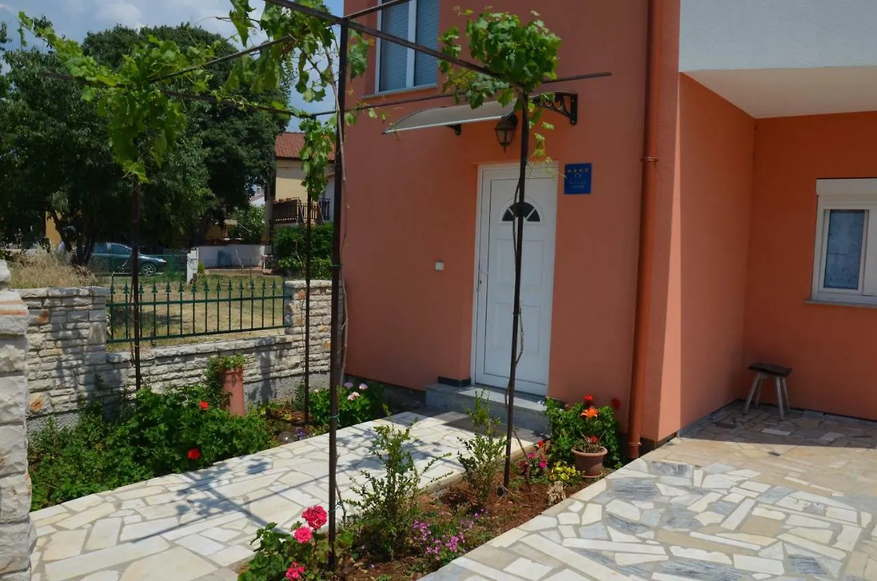 Family House Branka With Spa Pool Peroj 0*,  Croatie